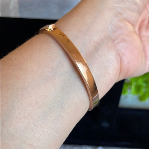 Rose Gold Bangle with Bow Accent - Picture 4 of 6